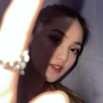 Cekricek.id - Dari segi penampilan, artis cantik Aisyah Aqilah dipuji menjadi semakin wow, intip berbagai potret cantiknya berikut ini