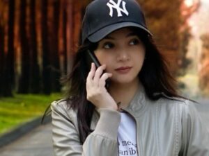 Cekricek.id - Artis cantik Angelica Simperler selalu dipuji netizen masih terlihat seperti ABG. Padahal kini telah menginjak angka di usia 36 tahun.