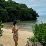 Cekricek.id - Anya Geraldine kembali memamerkan pose dengan mengenakan bikini setelah ulang tahun, netizen sulit positif thinking