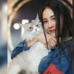 Cekricek.id - Anya Geraldine puji oleh banyak netizen karena begitu lucu paras cantiknya yang dianggap mirip orang Jepang, lucu mirip kucing