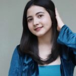 Cekricek.id - Artis sekaligus juga selebgram cantik Bulan Sutena selalu dipuji dikarenakan penampilannya yang begitu natural, intip potret cantiknya