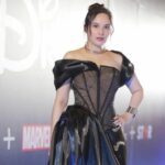 Cekricek.id - Artis cantik Chelsea Islan dipuji bagai putri keraton oleh banyak netizen di sosial media, dengan aura khas calon pengantin