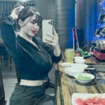 Cekricek.id - Penyanyi dangdut Cupi Cupita ternyata menunjukkan hobi aslinya yaitu sangat suka makan, tapi celananya makin longgar