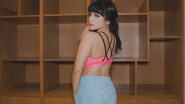 Cekricek.id - Bagi artis cantik Dinar Candy ada hal yang paling menyebalkan berkaitan dengan profesinya sebagai seorang DJ, ditawar om-om