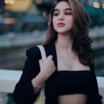 Cekricek.id - Hana Hanifah kembali dipuji karena tampilannya begitu memukau ketika mengenakan crop top. Padahal sebelumnya lebih tertutup