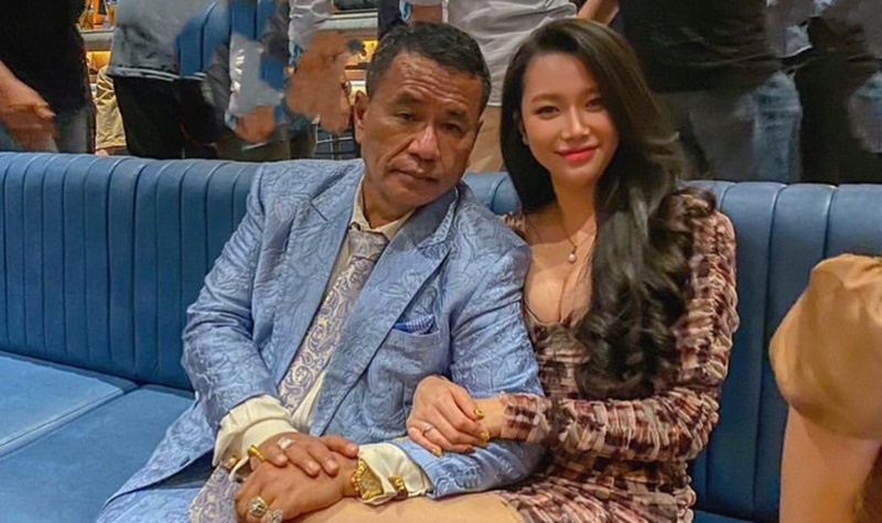 Tidak Mau Satu Pesawat dengan Istri dan Keluarga, Hotman Paris: Kalau Ada Apa-apa Warisan Gue Gak Jatuh ke Orang Lain