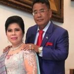 Pengakuan Hotman Paris yang hebohkan jagat maya dengan pengakuannya yang ternyata tidak ingin satu pesawat dengan keluarganya sendiri.