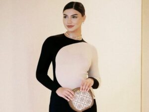 Cekricek.id - Kali ini netizen dibuat terpukau ketika melihat penampilan dari seorang artis cantik Jihan Almira, gaya sederhana tapi dompet mahal