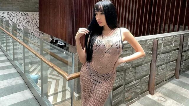 Cekricek.id - Banyak dari netizen salfok dan mengira bodi perfect Lucinta Luna ini justru diduga sebagai pemeran pengganti, begini katanya