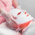 Cekricek.id - Keberadaan masker wajah magnetik selalu dipertanyakan keberadaannya apakah hal tersebut aman atau tidaknya untuk kulit.