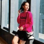 Cekricek.id - Penampilan dari Maudy Ayunda kembali dipuji begitu rupawan ketika mengenakan sebuah outfit dengan nuansa blackpink.