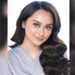 Cekricek.id - Lagi-lagi artis cantik Memes Prameswari mendapat julukan baru dari netizen. Yaitu sebagai sosok ratu karena aura kecantikannya