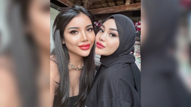 Cekricek.id - Netizen kini justru mendoakan agar Millen Cyrus bisa tampil lebih tertutup bahkan berhijab saat foto bareng Aurel