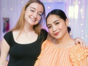 Cekricek.id - Netizen dibuat terpesona oleh sejumlah foto Nagita Slavina bersama Stacy, mirip teman lama yang baru berjumpa kembali