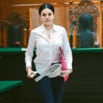 Cekricek.id - Setelah penantian panjang Nikita Mirzani dinyatakan bebas dari kasus dugaan pencemaran nama baik, minta tunggu gebrakannya