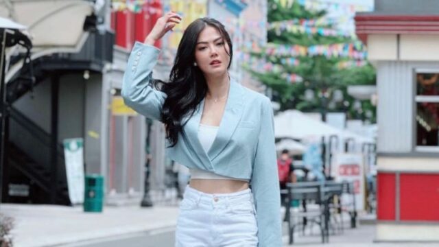 Cekricek.id - Selebgram cantik Nita Gunawan rupanya sangat betahnya di rumah tanpa mengenakan dalaman, begini katanya pada Boris