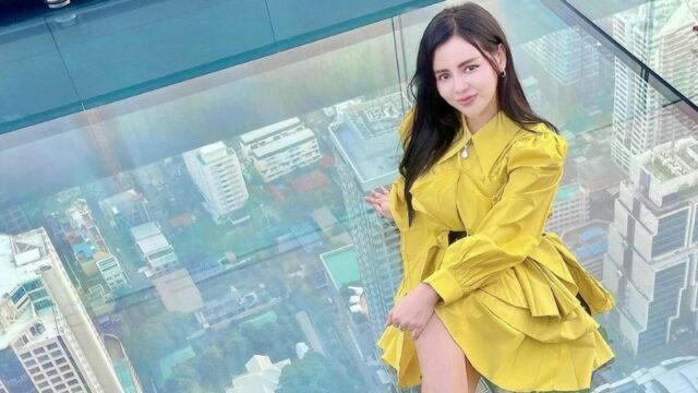 Cekricek.id - Menjadi seorang pedangdut rupanya sering mendapat perlakuan tidak menyenangkan bagi Novi Rizki. Serta ditawari jadi istri kedua
