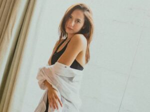 Cekricek.id - Rupanya bagi Pevita Pearce memiliki tubuh ideal haruslah dipamerkan. Sebagai bentuk apresiasi atas prosedur olahraga yang dijalani