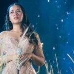 Cekricek.id - Kali ini artis sekaligus penyanyi cantik Raisa dipuji oleh netizen layaknya sosok peri, sesuai dengan wajahdan gaunnya