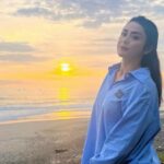 Cekricek.id - Artis cantik Selvi Kitty dengan percaya diri menyatakan jika tidak semua yang menenangkan itu merupakan obat, kecuali foto cantiknya