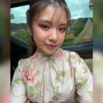 Cekricek.id - Artis cantik Tiara Andini memang pantas dijuluki sebagai multitalenta. Dikarenakan selain bakat menyanyi dan dance, pandai melukis