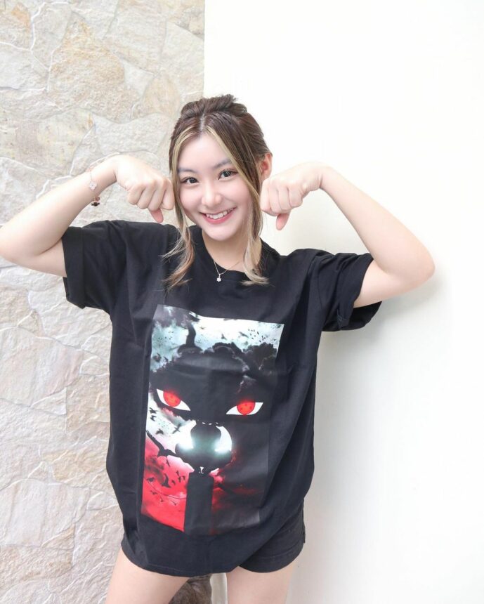 Intip Tampilan Shannon Wong dengan Kaos Oversize, Netizen: Bidadari Tak Bersayap