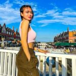 Cekricek.id - Berpenampilan seksi seakan menjadi kesan yang tidak pernah lepas dari seorang penyanyi dangdut Wika Salim, intip potretnya