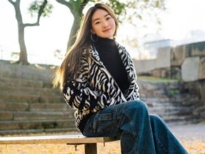 Pesona Natasha Wilona tampaknya makin memukau, saat liburan ke Jepang, dirinya sampai disebut menjadi member girlband BlackPink kelima.