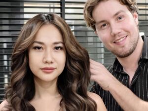 Pesona Bunga Citra Lestari semakin memukau usai mengganti gaya rambut dengan model panjang dan melengkung yang ditata oleh seorang bule.