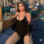 Millen Cyrus Udah Operasi Gender? Intip Foto Berbikini Hitam yang Bikin Netizen Penasaran