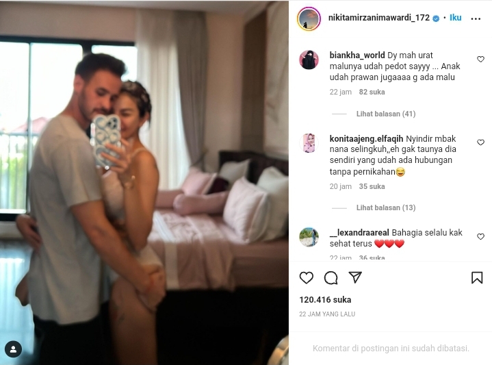 Pamer Foto Bareng Kekasih Sampai Pelukan, Gaya Pacaran Nikita Mirzani Tuai Sorotan