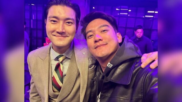 Cekricek.id – Boy William memang sering dibilang mirip dengan aktor sekaligus salah satu member grup Kpop Super Junior yaitu, Choi Siwon. Sama-sama bermata sipit serta senyuman keduanya yang sering dianggap mirip terkadang membuat orang-orang penasaran bagaimana sekiranya kedua orang tersebut bertemu.