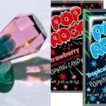 Cekricek.id – Bercerita tentang permen dan coklat, gerenari tujuh puluhan mungkin akan bernostalgia dengan jajanan masa kecil mereka. Jajanan yang bahkan bisa disebut sudah langka dan jarang ditemui di warung-warung atau minimarket terdekat.