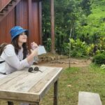 Cekricek.id – Wajah cantik natural Ayu Ting Ting memang sudah tak perlu diragukan lagi. Penampilannya ketika tidak mengenakan make up sering menuai pujian oleh warganet. Bahkan, beberapa waktu terakhir ramai yang menyanjungnya mirip dengan wanita Korea, hingga menjulukinya sebagai eonnie.