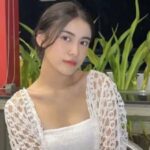 Cekricek.id – Yura, perempuan asal tanah air yang dikabarkan sedang menjalankan pelatihan alias trainee di salah satu agensi terbesar Korea Selatan, SM Entertainment. Dia memiliki paras yang cantik serta suara merdu yang membutanya mendapat pengakuan dari banyak orang.