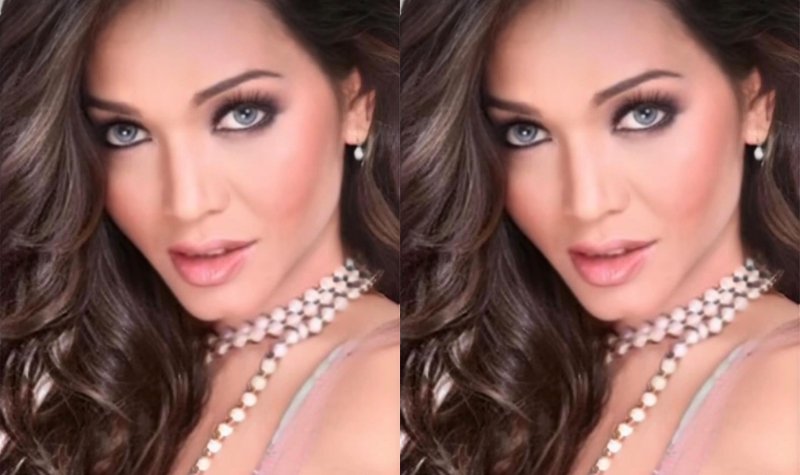 Cekricek.id – Bunda Corla belum lama ini merili album dangdutnya dan mendapatkan banyak dukungan dari warganet. Bahkan setiap lagu yang diunggah di kanal YouTube rumah produksinya selalu menempati posisi Trending yang menandakan apresiasi besar dari orang-orang yang mendukung.