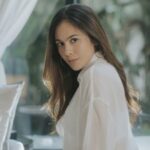 Cekricek.id – Wulan Guritno memberikan petuah sederhana tentang pentingnya sikap terbuka dan transparansi dalam sebuah hubungan. Sikap tersebut menurutnya harus ada dalam segala aspek baik dalam keluarga, pertemanan, hingga hubungan asmara.