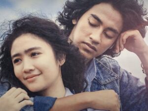 Cekricek.id – Film “Balada Si Roy” secara resmi sudah tayang di bioskop Indonesia. Mengangkat genre drama laga, ada sejumlah aktor dan aktris populer yang membintangi dan beradu peran dalam alur ceritanya.