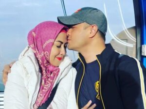 Cekricek.id, Berita Artis dan Berita Seleb - Terungkap! Cincin Kawin Venna Melinda dan Ferry Irawan Ternyata Belum Lunas