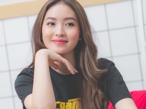 Natasha Wilona alhirnya buka suara soal hubungannya dengan aktor tampan Aliando Syarief di depan awak media, Jumat (27/01/2023).