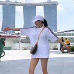 Cekricek.id - Netizen begitu khawatir ketika melihat Angel Karamoy mengenakan sebuah baju oversize, takut gak pakai celana