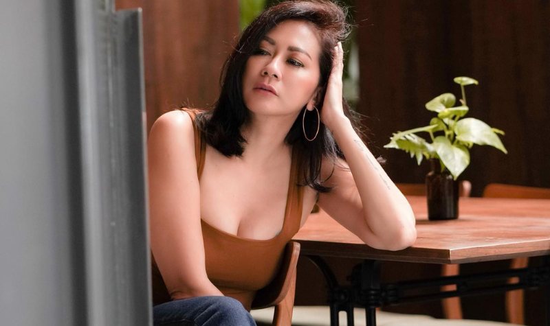 Walau Udah Tua, Kecantikan Atien Simon Dipuji Mirip Jessica Mila
