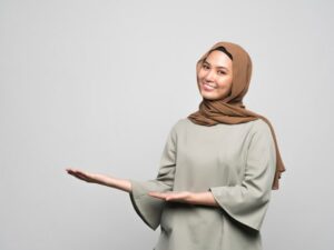 Cekricek.id - Sebagai hamba dan makhluk ciptaan sangat penting untuk berlaku husnudzon kepada Allah, demi keseimbangan dan dinamika