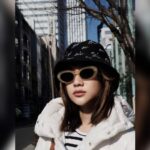Cekricek.id - Artis cantik Bunga Citra Lestari panen pujian positif seperti boneka. Ketika itu, dari segi penampilannya mengenakan bucket hat