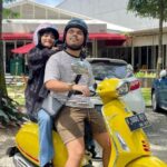 Cekricek.id - Pasangan Fuji dan Thariq Halilintar sering melakukan pemotretan dengan berbagai macam pose, contohnya saat cosplay anak motor