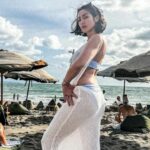 Cekricek.id - Baru-baru ini Jessica Iskandar kembali mengunggah potretnya yang keramat cantik ketika mengenakan bikini, tapi masih sopan