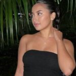Cekricek.id - Jennifer Coppen dipuji memiliki kadar kecantikan yang gak ketolong. Dianggap mirip seperti Georgina Rodriguez
