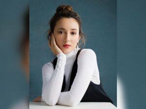 Julie Estelle