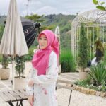 Cekricek.id - Wajah cantik dari Larissa Chou terlihat semakin berseri-seri usai bercerai. Hal ini seolah menandakan jika dirinya amat bahagia