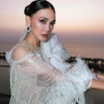 Cekricek.id - Banyak dari netizen justru menduga Luna Maya sengaja menambahkan formalin pada paras cantiknya ini, intip potretnya